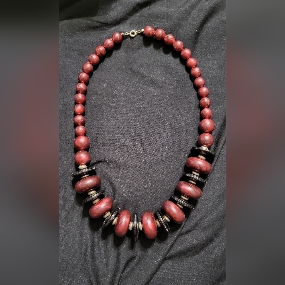 Cuncky Beaded Necklace